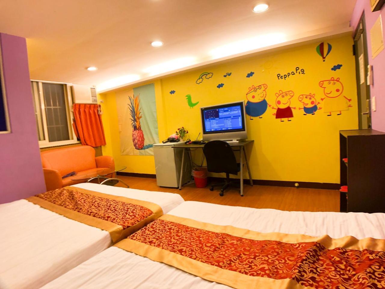 Fengchia Bichon B&B Тайчжун Экстерьер фото